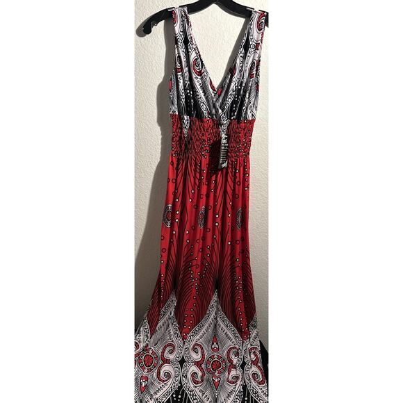 Hots Wing Dresses & Skirts - Women’s Hots Wings Medium Long Red Multicolored Dress NWT